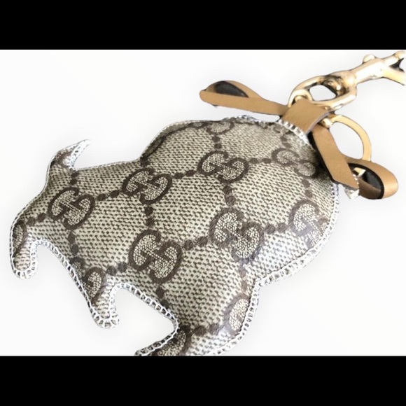 ⭐️ SOLD ⭐️ GUCCI Bulldog Bag Charm Key Ring Keychain - Picture 2 of 6